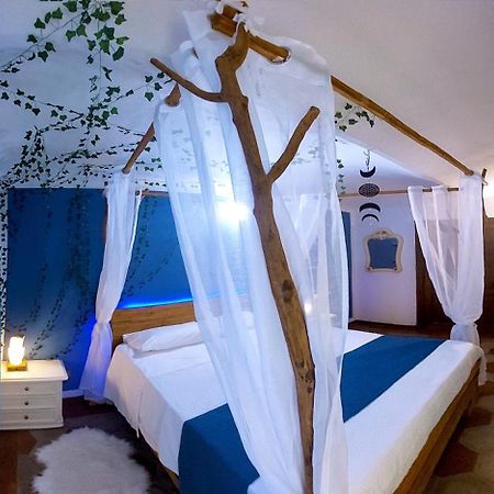 فندق Fairy Castle Castelnuovo Don Bosco المظهر الخارجي الصورة